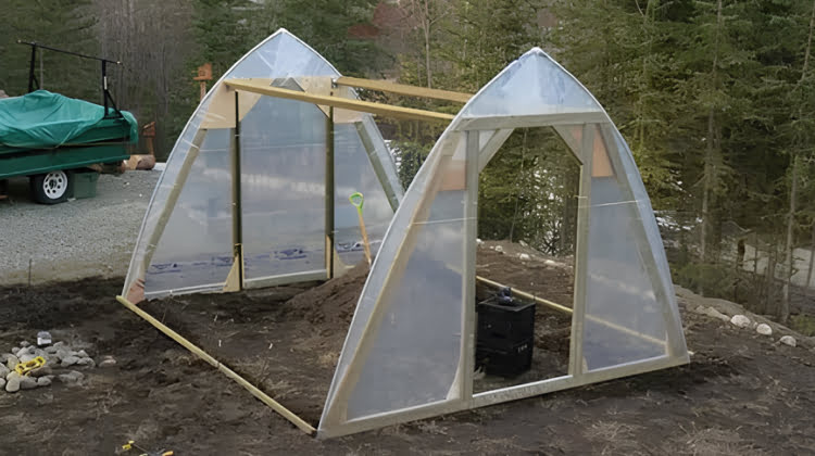 Фото каплевидного парника